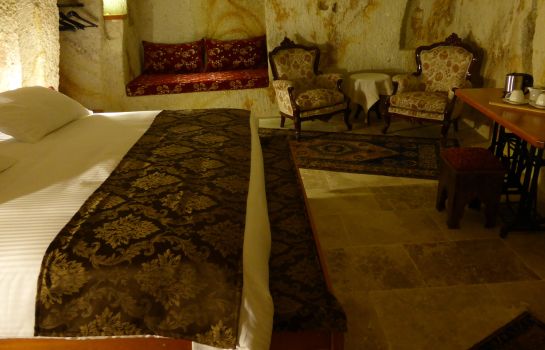 Doppelzimmer Komfort Courtyard Cave Hotel Kappadokien Cappadocia