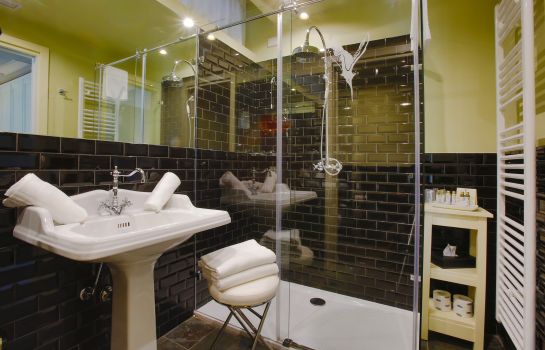 Hotel Le Ali Del Frassino Peschiera Del Garda Great Prices At Hotel Info