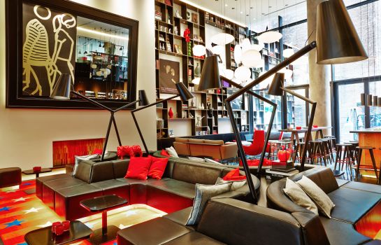 Hall citizenM Times Square New York
