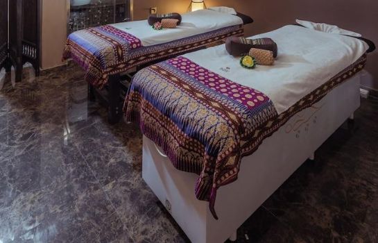 Massage room Bushi Resort & Spa