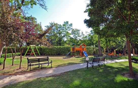 Paradise Green Park Hotel Apartments In Goldstrand Hotel De