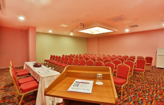 Qua Hotel Istanbul Great Prices At Hotel Info