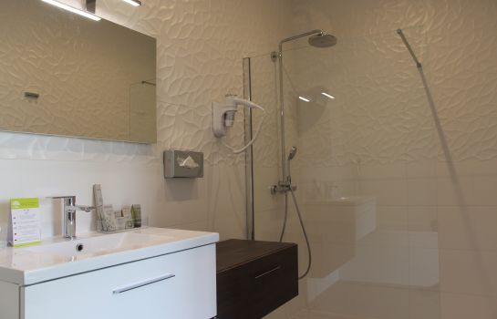 Hotel L Esturgeon Poissy Great Prices At Hotel Info - 