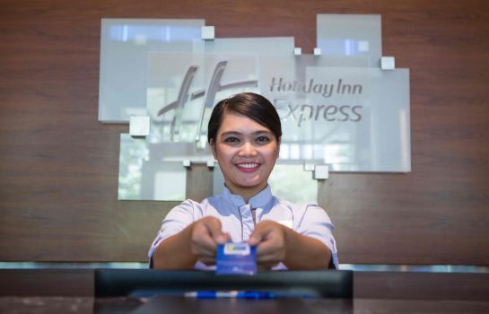 Hotelhalle Holiday Inn Express JAKARTA INTERNATIONAL EXPO
