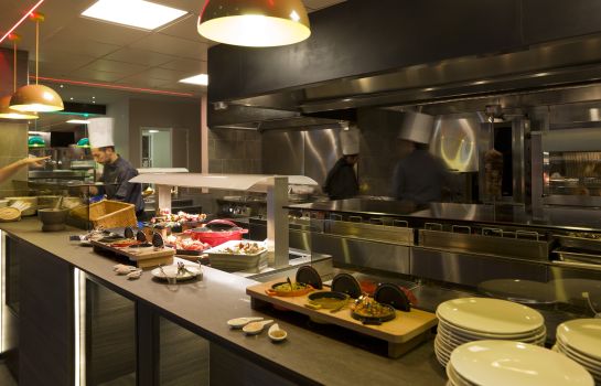 A Roma Lifestyle Hotel Rome Great Prices At Hotel Info
