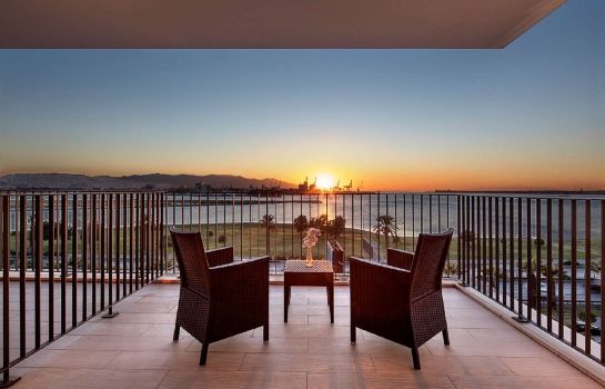 Hilton Garden Inn Izmir Bayrakli Great Prices At Hotel Info