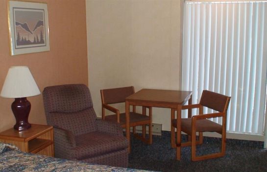 Zimmer Holiday Inn Express & Suites Bismarck