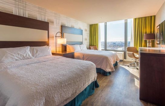 Hampton Inn Suites Washington Dc Navy Yard Hotel De