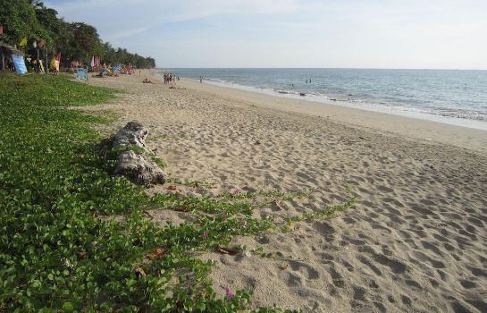 Spiaggia Tropicana Lanta Resort