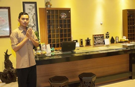 Empfang Catur Adi Putra Hotel
