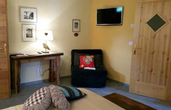 Reservez Au Hotel Maison Du Noyer Maison Du Noyer A Bon Prix
