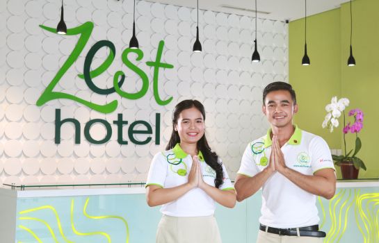 Empfang Zest Hotel Bandung