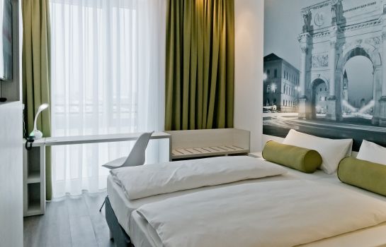 Hotel Super 8 Munich City West in München – HOTEL DE