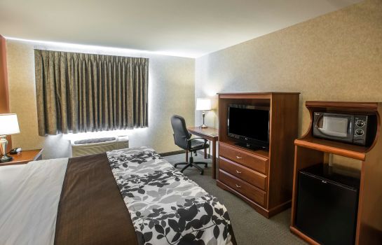 Suite Sleep Inn and Suites Hays I-70