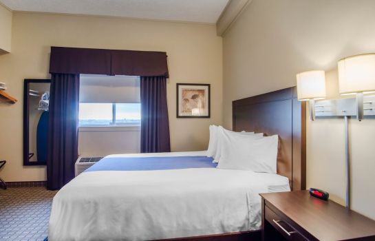 Zimmer Quality Inn and Suites Kindersley