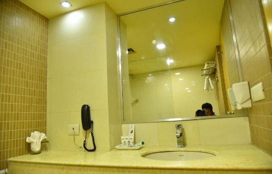 Hotel Mint Park Maple Amritsar Great Prices At Hotel Info