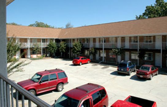 lodging in loganville ga
