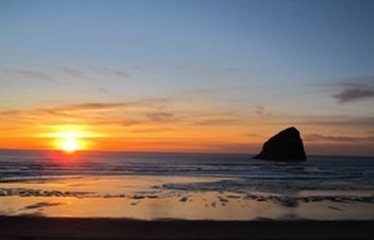 Hotel Cottages At Cape Kiwanda Pacific City Great Prices At