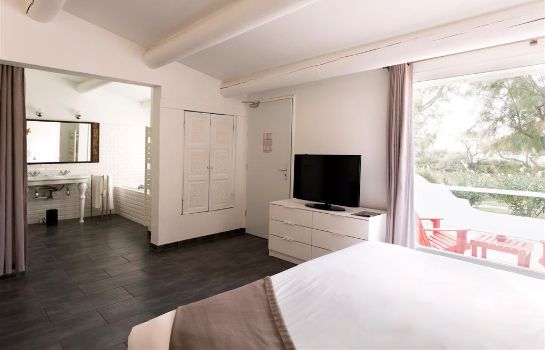 Hotel Mas de la Fouque in Saintes-Maries-de-la-Mer - HOTEL DE