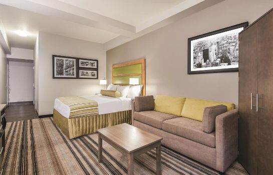 La Quinta Inn Ste Brooklyn East In New York Hotel De