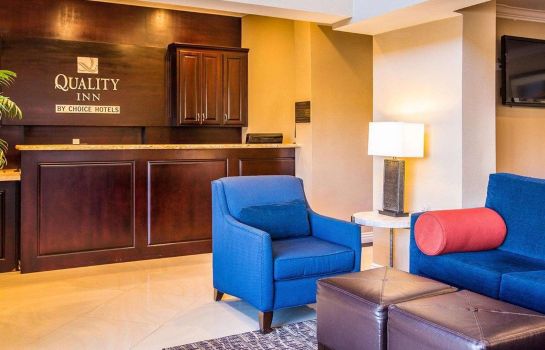 Hotelhalle Quality Inn Downey