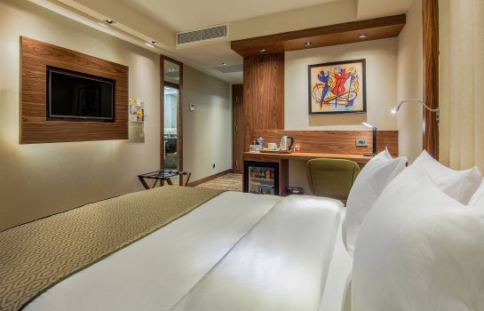 Holiday Inn Antalya Lara Great Prices At Hotel Info