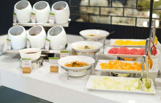 Hotel Doubletree By Hilton Izmir Airport Great Prices At Hotel Info