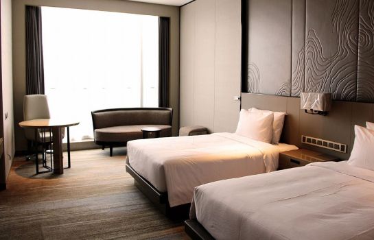 Golden Eagle Summit Hotel Nanjing Great Prices At Hotel Info