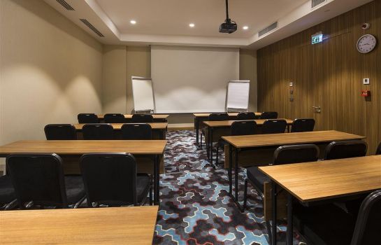 Hampton By Hilton Istanbul Kurtkoy Mulai Rp 744rb R P 1 1 8 7 R B Istanbul Hotel Kayak