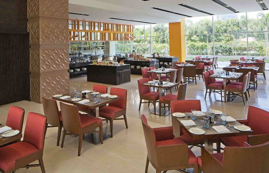 Restaurant Fairfield by Marriott Lucknow