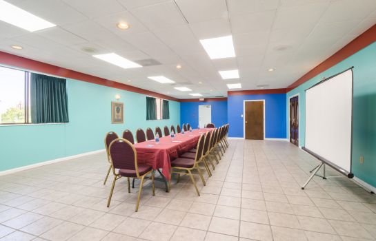 Conference room Rodeway Inn and Suites Greensboro Southe