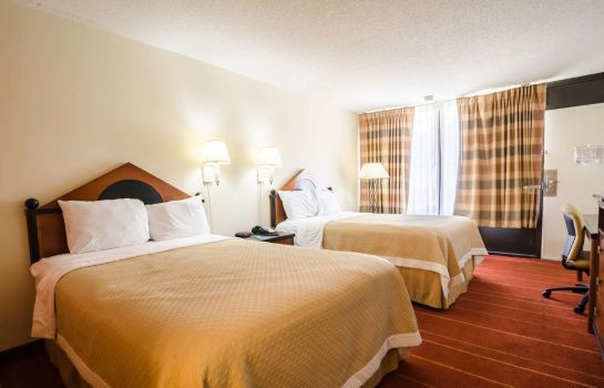Double room (superior) Rodeway Inn and Suites Greensboro Southe