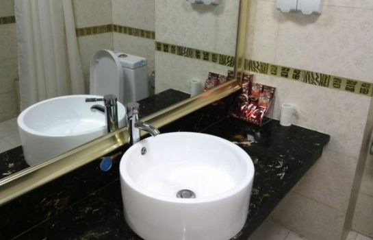 Cuarto de baño Xuerong Business Hotel Mainland Chinese Citizens Only