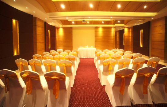 Hotel Olive Downtown Cochin Great Prices At Hotel Info 28/286, kadavanthra jn ernakulam,kerala, ernakulam, kochi 682020 india. hotel olive downtown cochin great