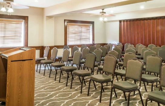 Conference room MainStay Suites Edinburg