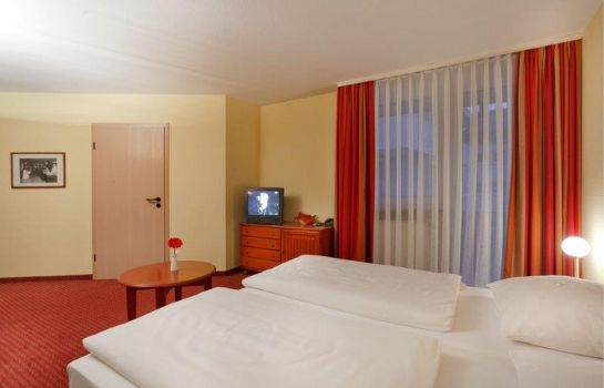 Hotel Azimut in Nürnberg - HOTEL DE