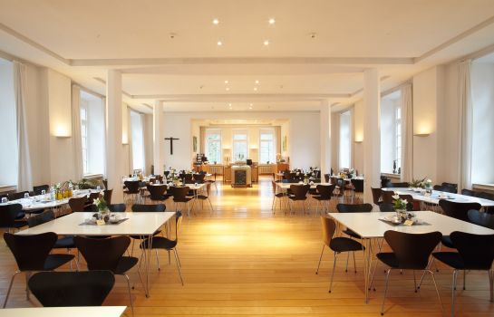 Hotel Robert-Schuman-Haus in Trier - HOTEL DE