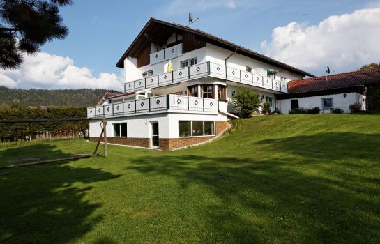 Hotel Haus am Berg in Rinchnach HOTEL DE