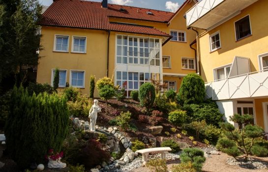 Hotel Haus am Park - Bad Hersfeld - Great prices at HOTEL INFO