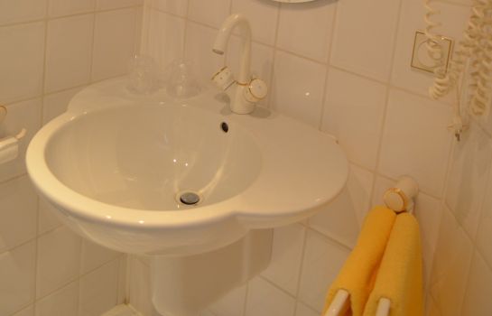 Hotel Allee Schlößchen in Bad Wildungen - HOTEL DE