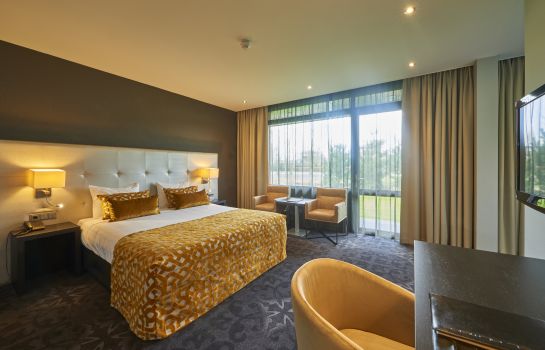 Van der Valk Hotel Almere - HOTEL INFO