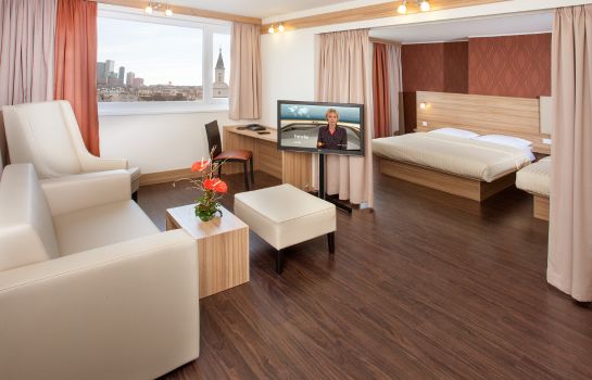Star Inn Hotel Premium Dresden im Haus Altmarkt, by ...