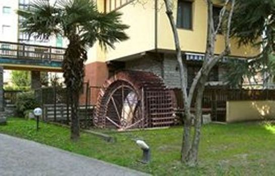 Hotel Studios Milano Argonne Park     Great prices HOTEL INFO