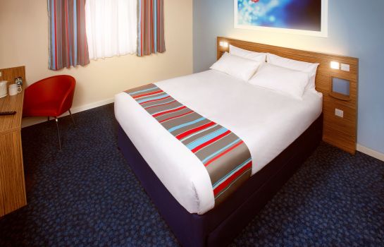 Hotel TRAVELODGE BATH CENTRAL – Great prices at HOTEL INFO