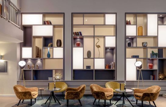 Hotels Near Gaukler Fountain