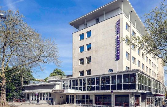 Hotels Near Gaukler Fountain