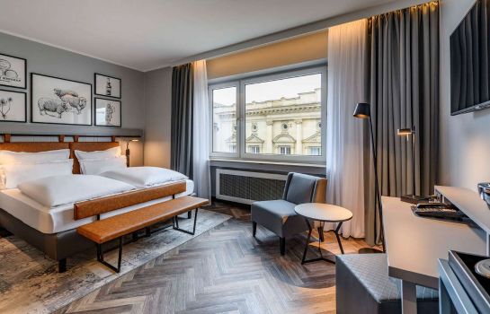 Hotels Near Gaukler Fountain