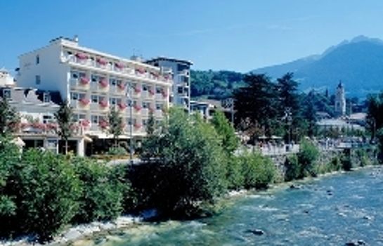 Hotels Near Peter Thalguter Haus