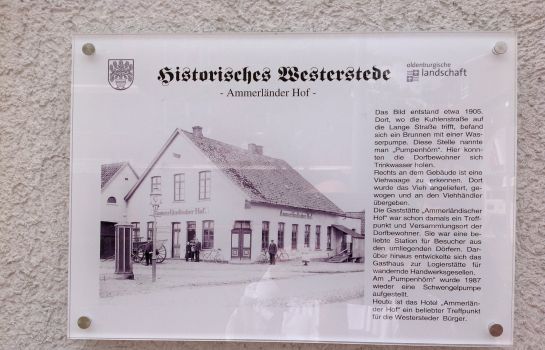 Hotels Near Heimatmuseum Schloss Neuenburg U Rauchkate