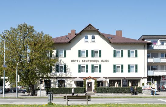 Hotels Near
